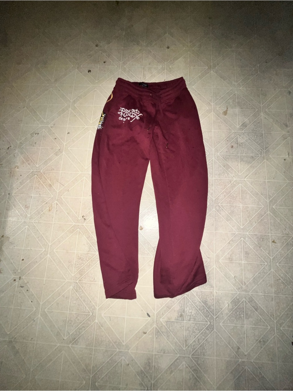Ecko Unlimited Maroon Kids Sweatpants with Graphic Accent
